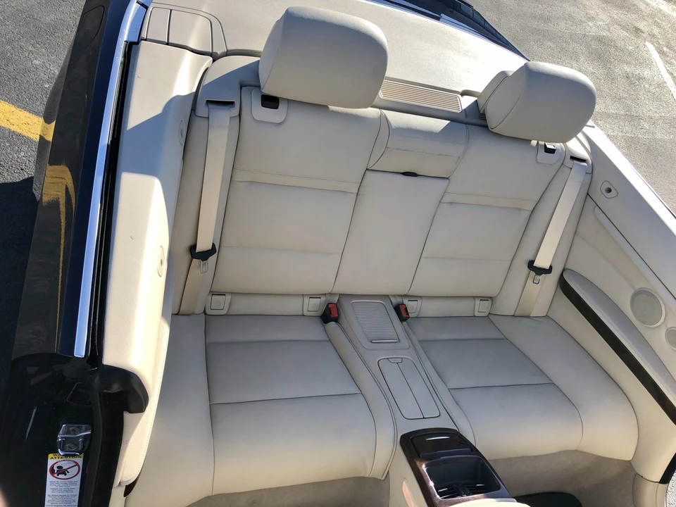 2008 BMW E93 335i Convertible - Image 28 of 31