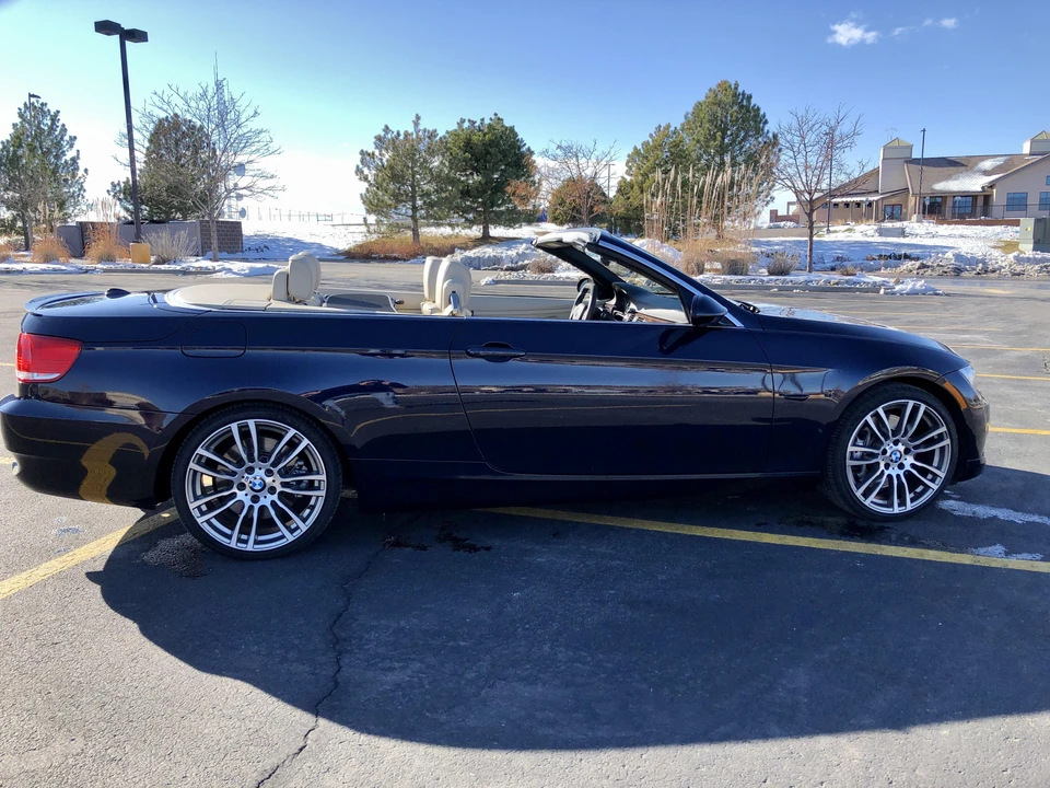 2008 BMW E93 335i Convertible - Image 14 of 31