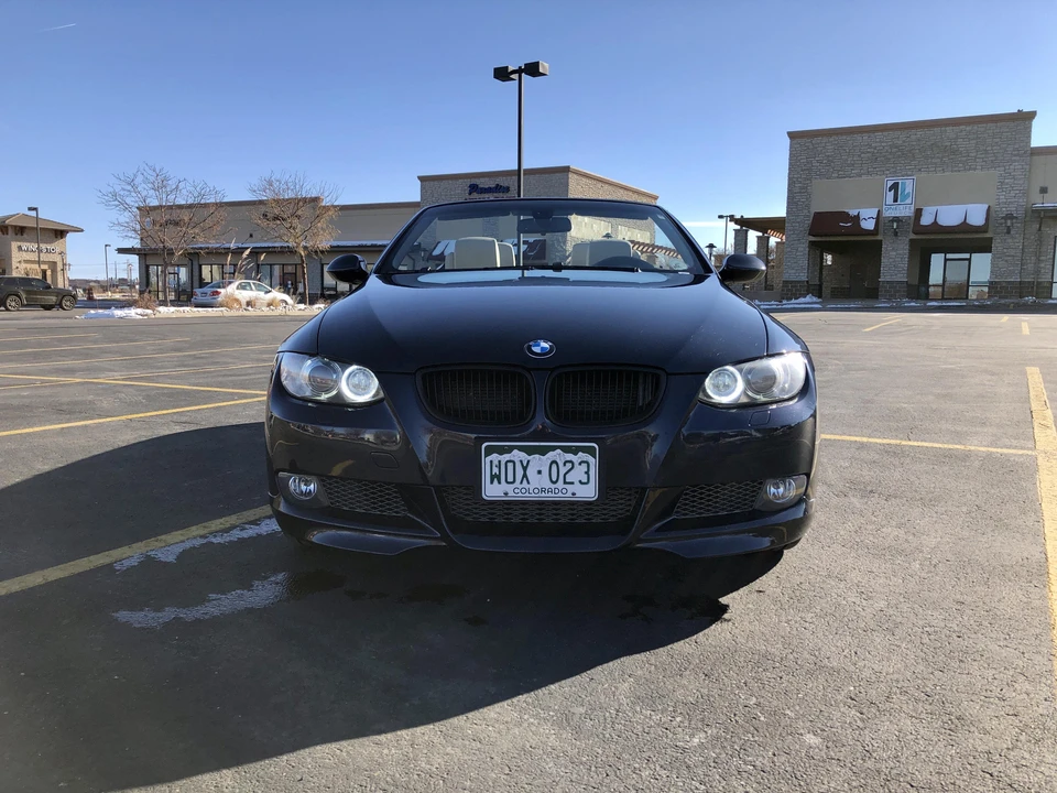 2008 BMW E93 335i Convertible - Image 2 of 31