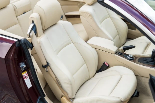 2008 BMW E93 335i Convertible - Image 4 of 7