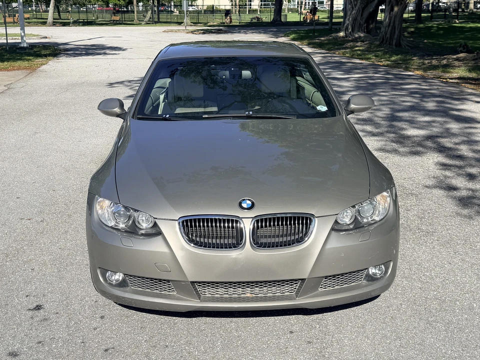 2008 BMW E93 335i Convertible - Image 16 of 31