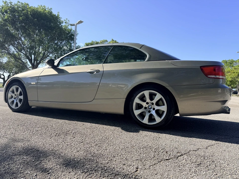 2008 BMW E93 335i Convertible - Image 22 of 31
