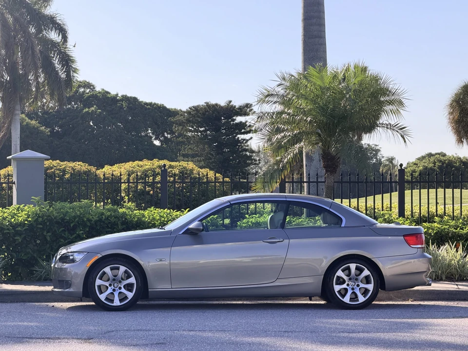 2008 BMW E93 335i Convertible - Image 12 of 31