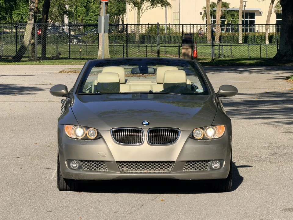 2008 BMW E93 335i Convertible - Image 5 of 31
