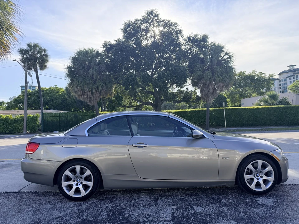 2008 BMW E93 335i Convertible - Image 31 of 31