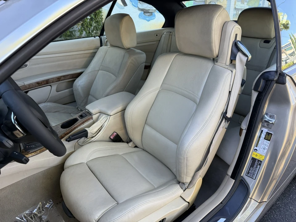 2008 BMW E93 335i Convertible - Image 10 of 15
