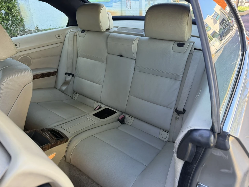 2008 BMW E93 335i Convertible - Image 11 of 15