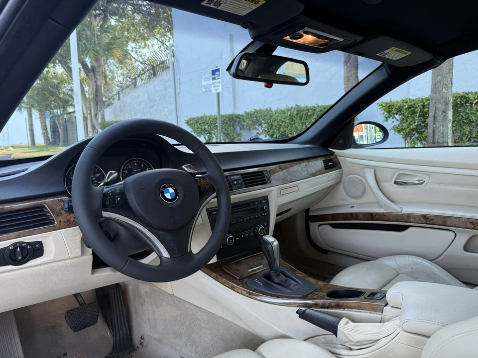 2008 BMW E93 335i Convertible - Image 8 of 15