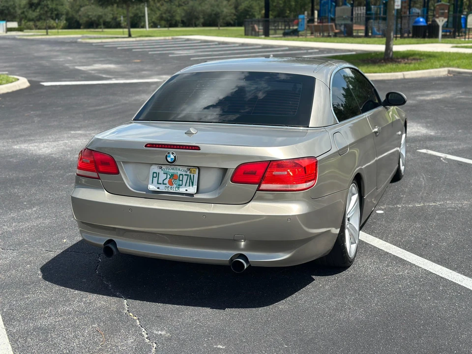 2008 BMW E93 335i Convertible - Image 14 of 31