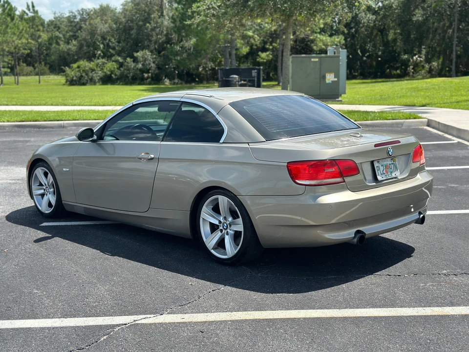 2008 BMW E93 335i Convertible - Image 12 of 31