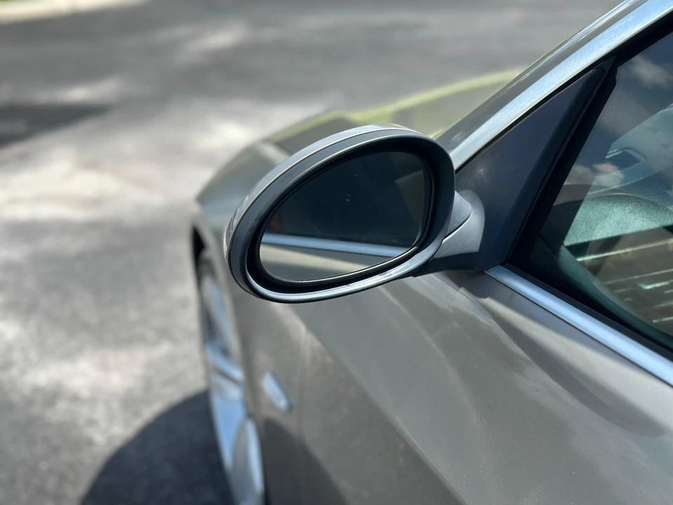 2008 BMW E93 335i Convertible - Image 25 of 31