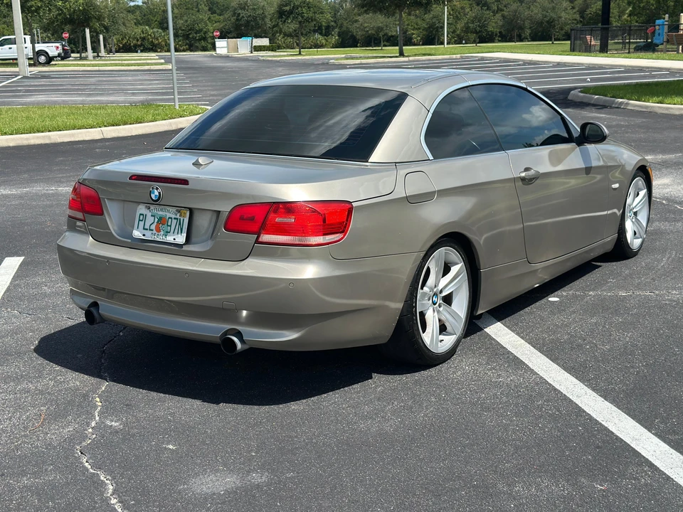 2008 BMW E93 335i Convertible - Image 15 of 31