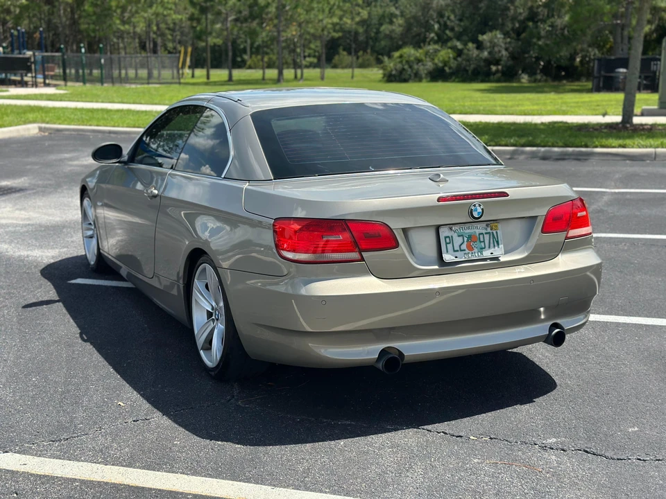 2008 BMW E93 335i Convertible - Image 13 of 31