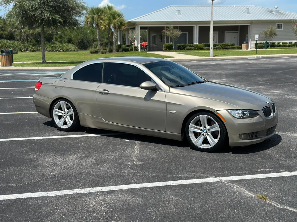 2008 BMW E93 335i Convertible - Image 18 of 31