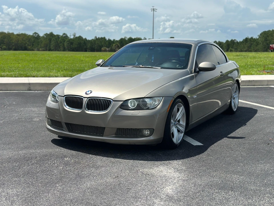 2008 BMW E93 335i Convertible - Image 8 of 31