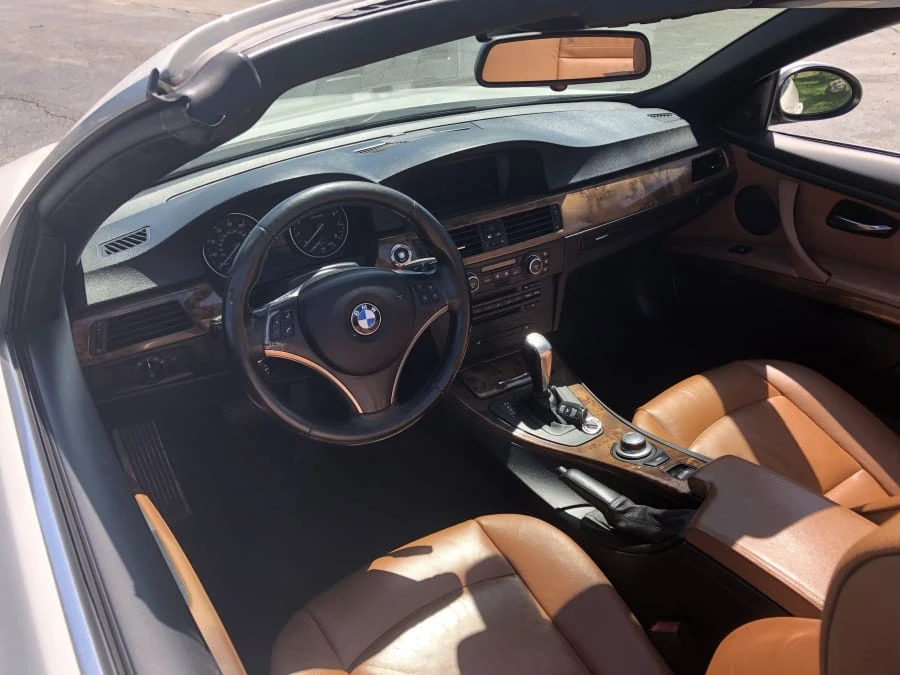 2008 BMW E93 335i Convertible - Image 2 of 4
