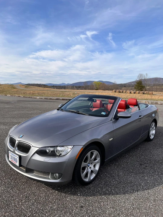 2008 BMW E93 335i Convertible - Image 11 of 31