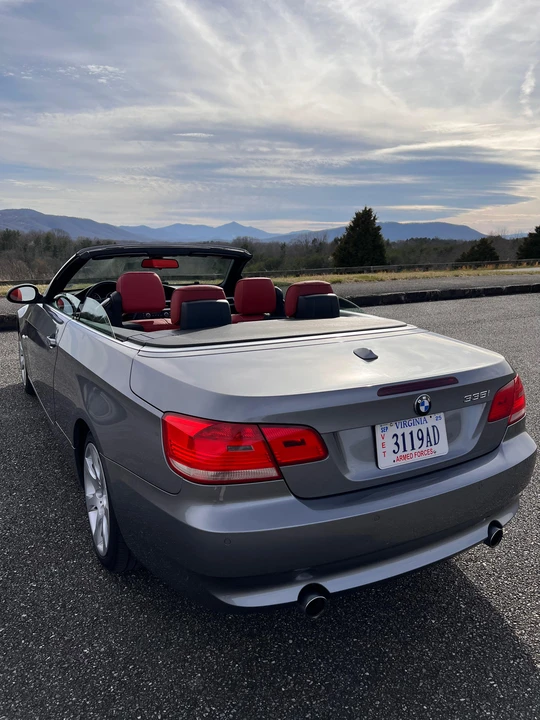 2008 BMW E93 335i Convertible - Image 17 of 31