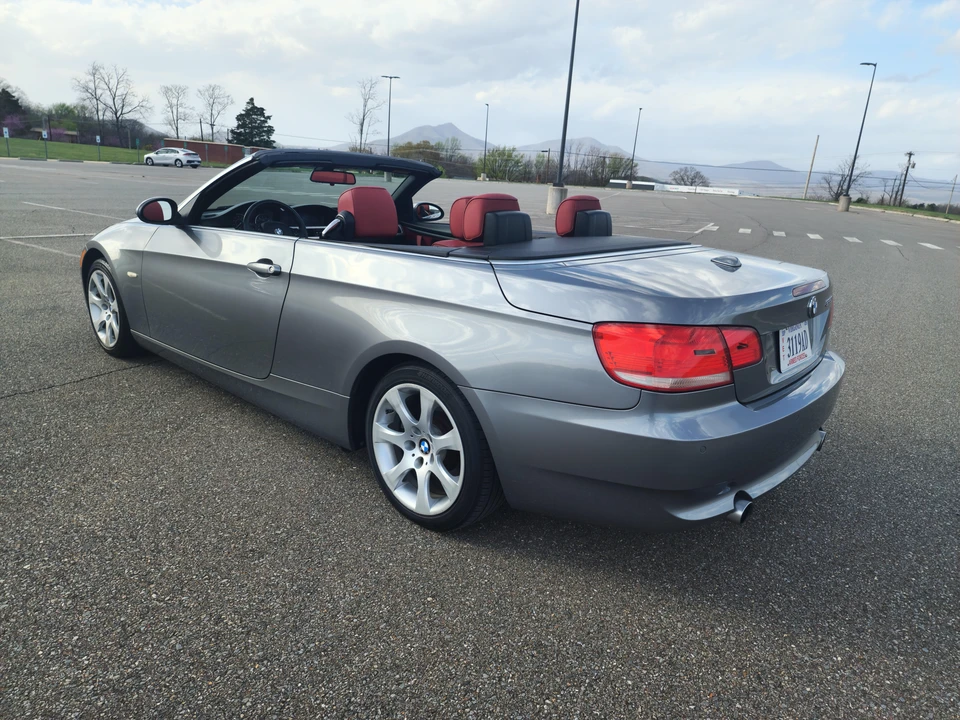2008 BMW E93 335i Convertible - Image 15 of 31