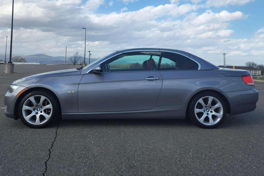 2008 BMW E93 335i Convertible - Image 3 of 31