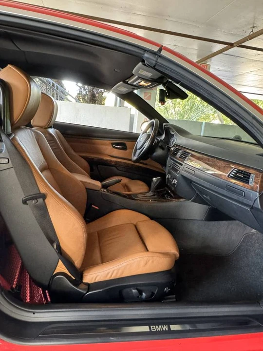 2008 BMW E93 335i Convertible - Image 9 of 23