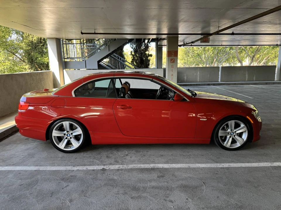 2008 BMW E93 335i Convertible - Image 3 of 23