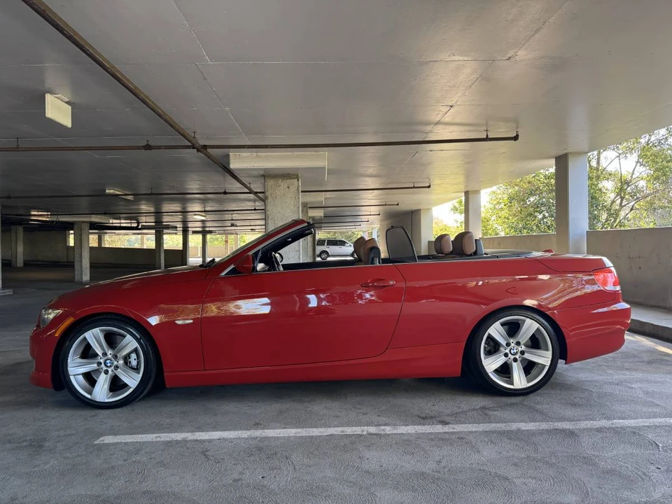 2008 BMW E93 335i Convertible - Image 14 of 23