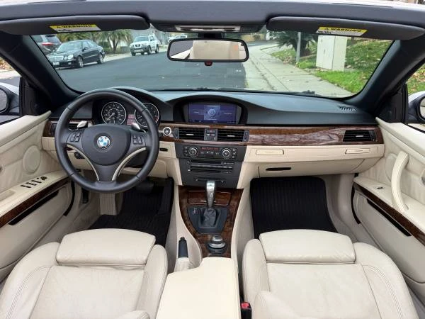 2008 BMW E93 335i Convertible - Image 16 of 21