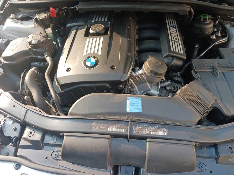 2008 BMW E90 335i Sedan - Image 9 of 15