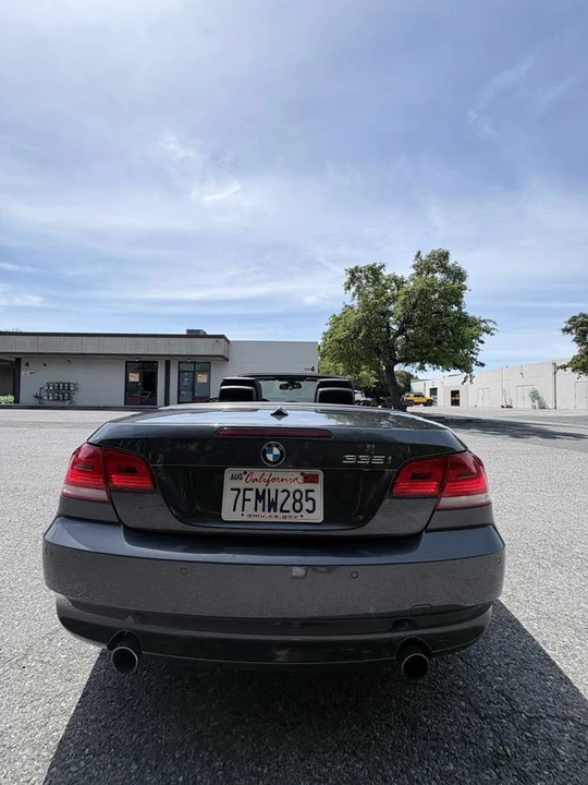 2008 BMW E93 335i Convertible - Image 6 of 6