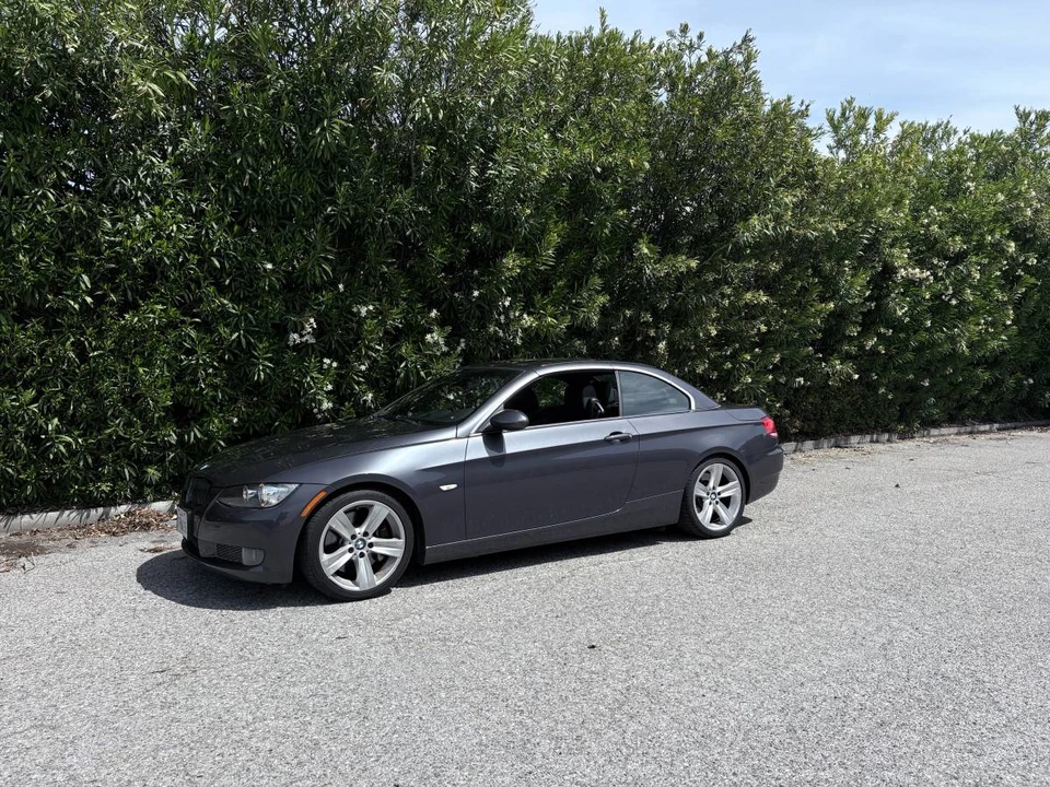 2008 BMW E93 335i Convertible - Image 2 of 6