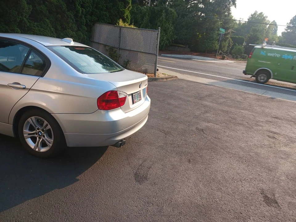 2008 BMW E90 335i Sedan - Image 4 of 15