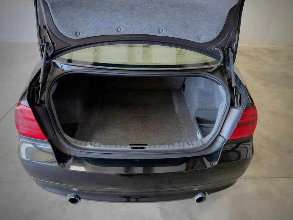 2008 BMW E90 335i Sedan - Image 17 of 20