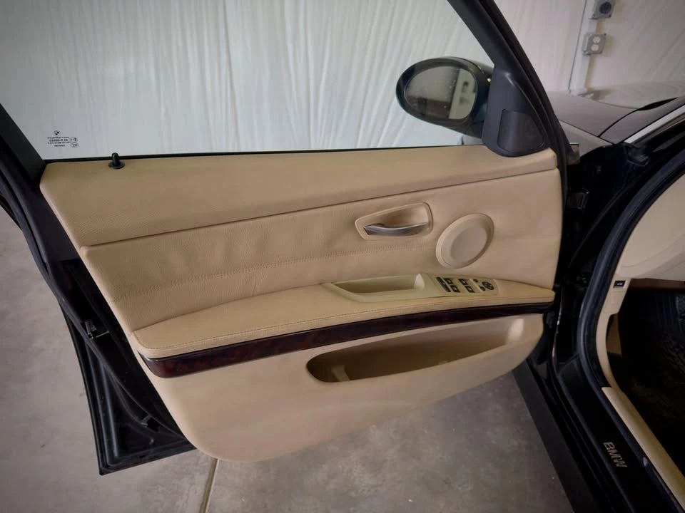 2008 BMW E90 335i Sedan - Image 11 of 20