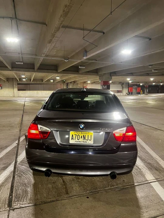 2008 BMW E90 335i Sedan - Image 5 of 24
