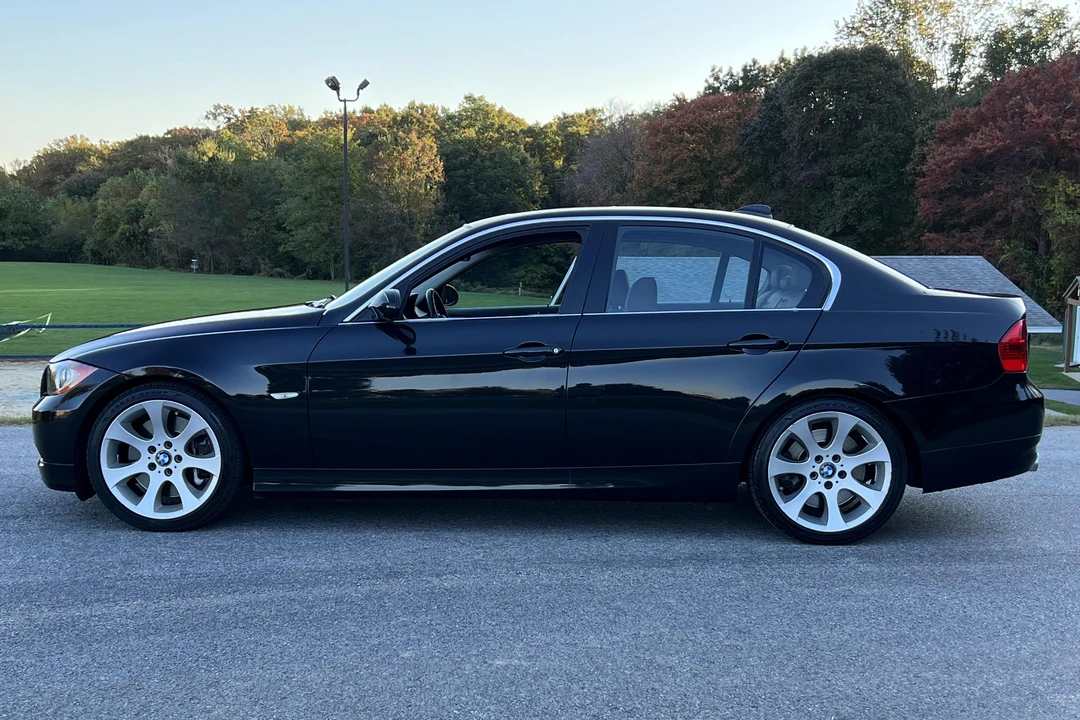 2008 BMW E90 335i Sedan - Image 5 of 31