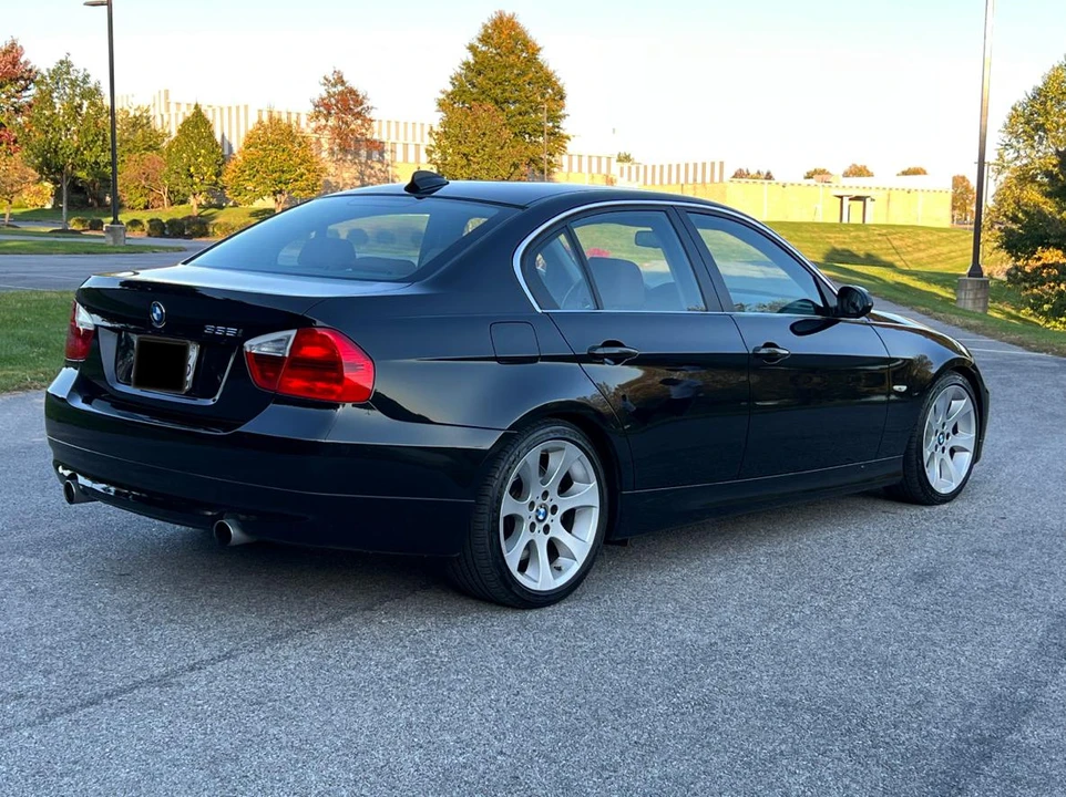 2008 BMW E90 335i Sedan - Image 10 of 31