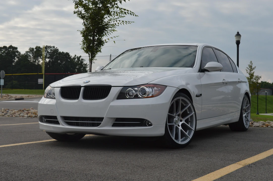 2008 BMW E90 335i Sedan - Image 7 of 31