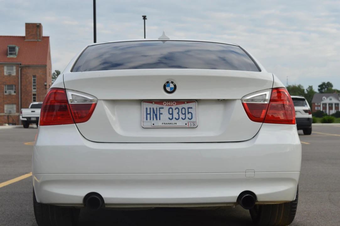 2008 BMW E90 335i Sedan - Image 12 of 31