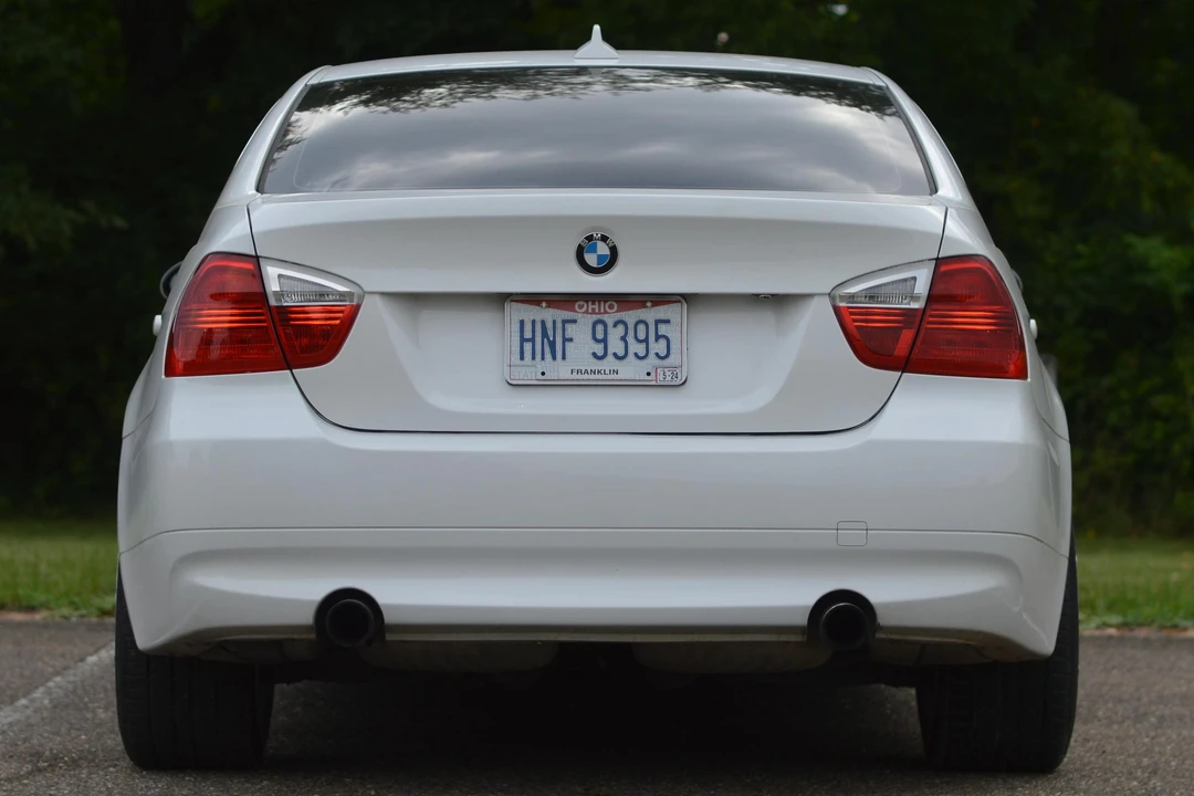 2008 BMW E90 335i Sedan - Image 5 of 31