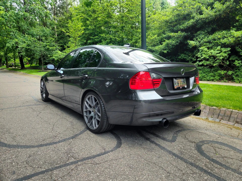 2008 BMW E90 335i Sedan - Image 11 of 31