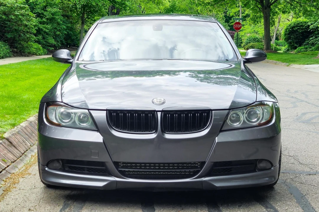 2008 BMW E90 335i Sedan - Image 2 of 31
