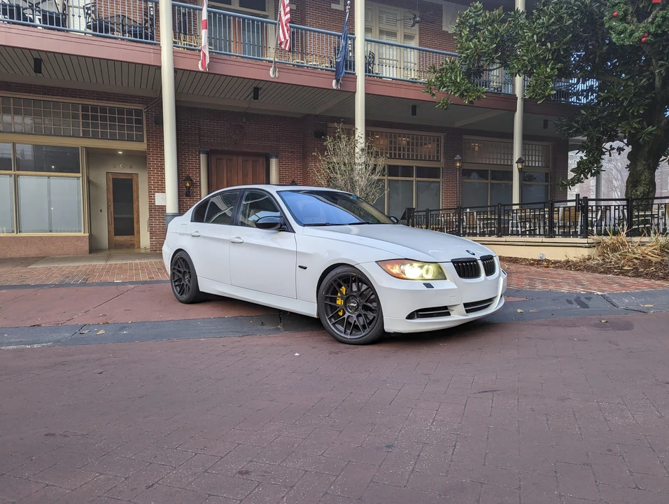 2008 BMW E90 335i Sedan - Image 11 of 31