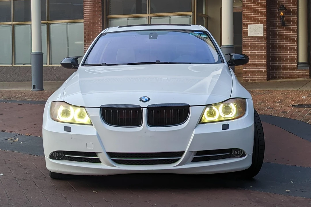 2008 BMW E90 335i Sedan - Image 2 of 31