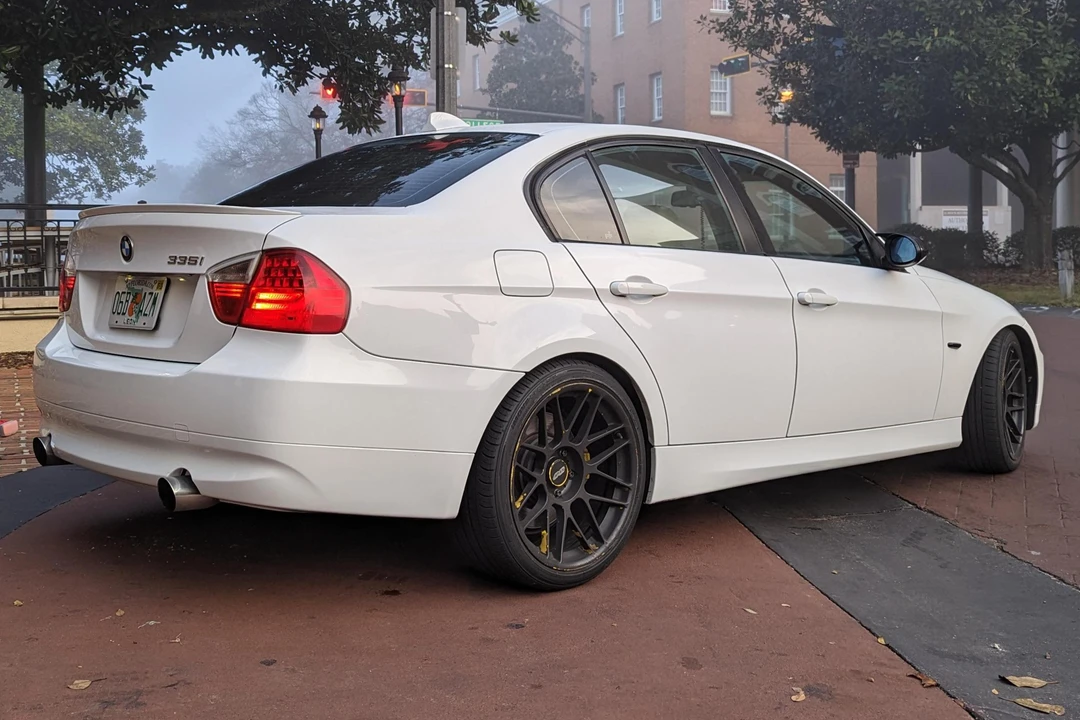 2008 BMW E90 335i Sedan - Image 4 of 31