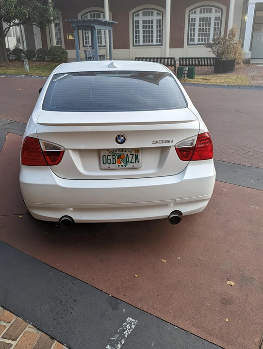 2008 BMW E90 335i Sedan - Image 10 of 31