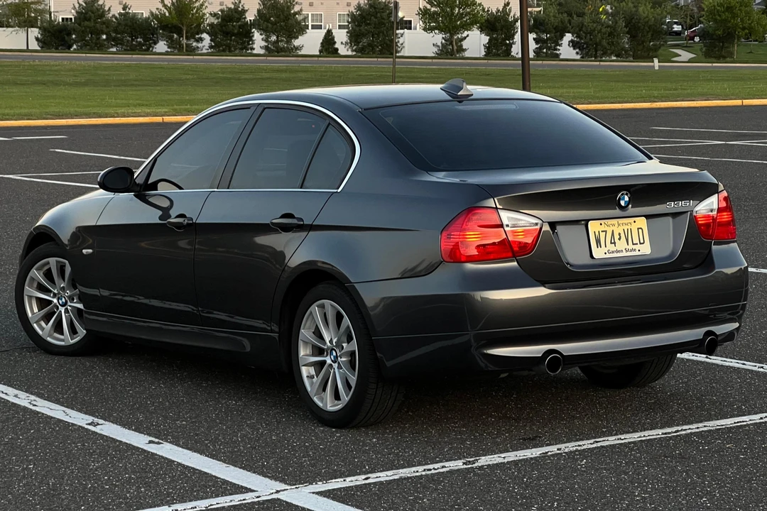 2008 BMW E90 335i Sedan - Image 4 of 31