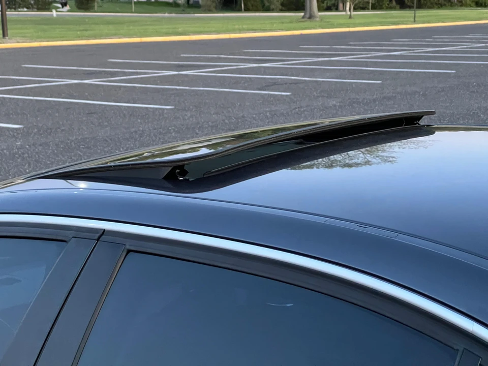 2008 BMW E90 335i Sedan - Image 23 of 31