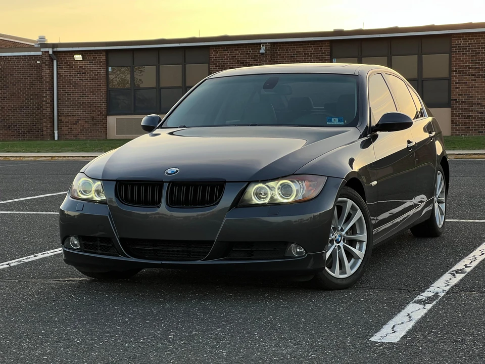 2008 BMW E90 335i Sedan - Image 6 of 31