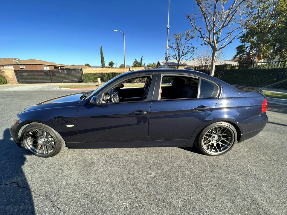 2008 BMW E90 335i Sedan - Image 12 of 31